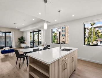 Woodside Condos unit 914 3