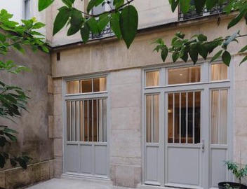 Large and Calm 2BR Apt with AC & Patio 2