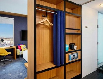 Aloft by Marriott Vaughan Mills 5