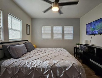 Renovated APT Downtown Phoenix Beautiful Patio 2