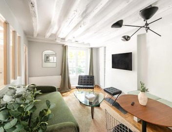 Elegant Parisian apartment, Place des Vosges 2