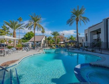 Spacious 2BD - Parking, Gym, Pool - Sleep 8 - 5Min Casino 5