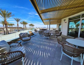 Casa Nube with Beach Club, Pickleball Court , Gym & Spa, Near Airport & Las Vegas Strip 5