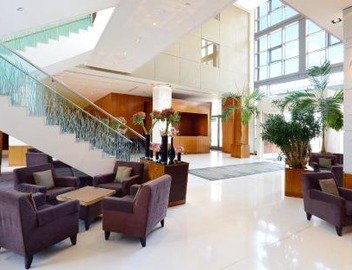 Canary Riverside Plaza Hotel 4