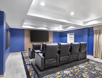 Best Western Plus Executive Hotel & Suites 4