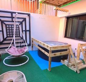 Luxury Penthouse and Jacuzzi at Hivernage 5