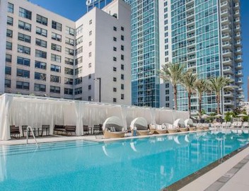 2 Bed 2 Bath Stylish Luxury Premium High-Rise Apartment 5