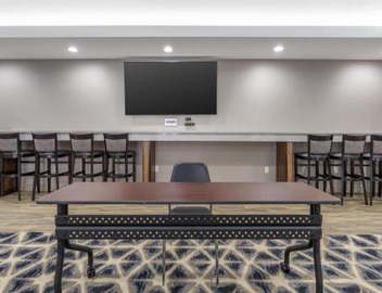 Best Western Plus Hotel at the Convention Center 5