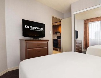 Sandman Suites Vancouver on Davie 2