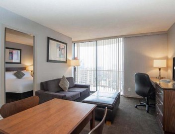 Sandman Suites Vancouver on Davie 3