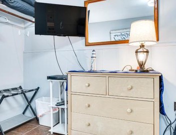 Walk to Old Orchard Pier: Cozy Beachfront Condo! 5