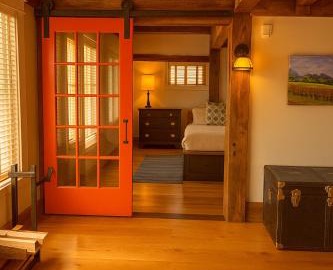Magical Post and Beam Loft Downtown Newport! 3