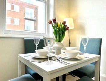 Chic Marylebone Village w Premium Mattress and 55 inch TV, by The Design Traveller 2