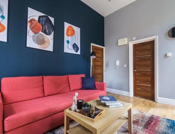 Sunny Corner Apartment in Center of London (1) 3