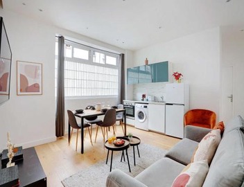Apartment in Bastille with 1 room 5