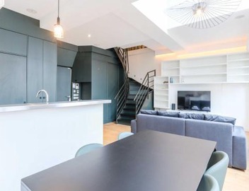 Newly renovated Loft Bastille 5