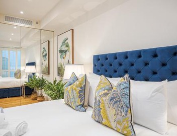 Stunning 2 Bedroom Apartment in Belgravia with Private Terrace 5