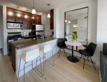 Condo Downtown Vancouver - Near Rogers Arena & BC Place w Parking 4