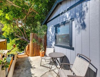 5 Mi to Dtwn Los Angeles: Apt w/Outdoor Space! 5