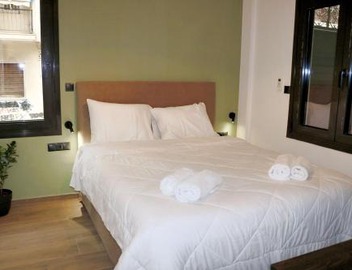 Theo Apartments in Athens Center 5
