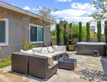 Central Location Family Size Home 2
