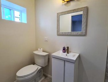 Prime LA 2 bedroom & 3 bath home Beverly Hills adj 5