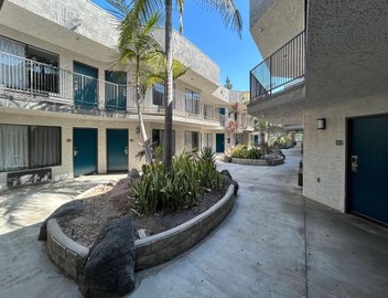Studio 6 Suites Gardena, CA 2