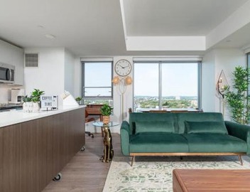 Central Penthouse City Skyline Views Gym sleep 8 5