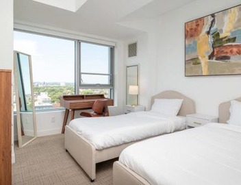 Central Penthouse City Skyline Views Gym sleep 8 4