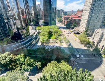 Stunning 1-Bedroom Condo in the Heart of Vancouver 4