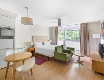 Royal Regency Paris Vincennes 3
