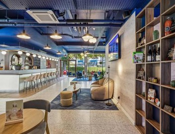 Hôtel AKENA Serris - Val d'Europe 4