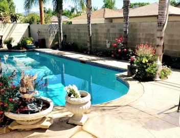 Stylish Ranch with Gorgeous Swimming Pool & Piano 5