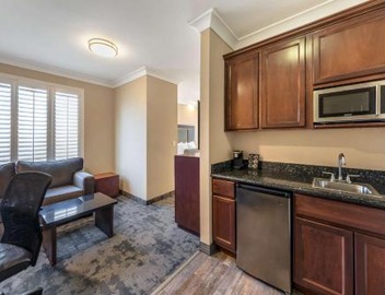 Best Western PLUS Avita Suites 4