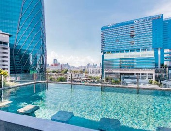 Seekers Finders Rama IV Hotel SureStay Collection by BW 4