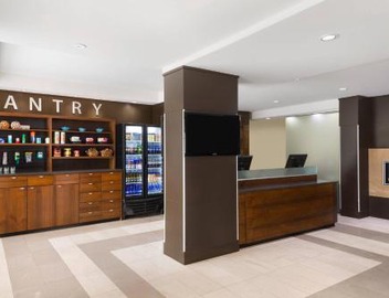 Four Points by Sheraton Surrey 2