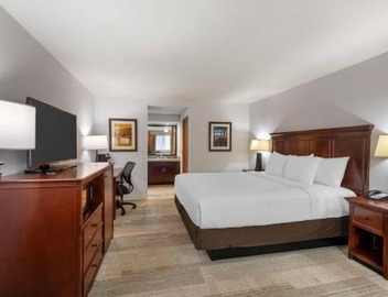 Best Western Plus Redondo Beach Inn 3