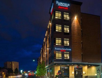 Fairfield Inn & Suites by Marriott Boston Cambridge 5