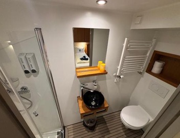 Hotelboat Iris 4