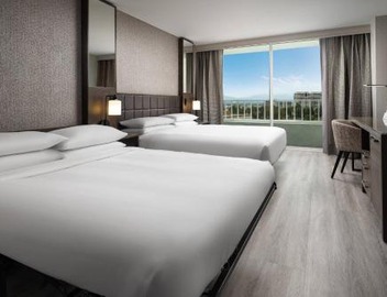 Warner Center Marriott Woodland Hills 2