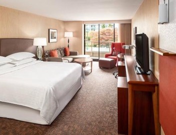 Sheraton Vancouver Airport Hotel 2