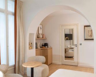 Madame Drouot & Spa - Opera 2