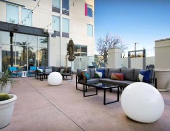 Aloft by Marriott Phoenix-Airport 2