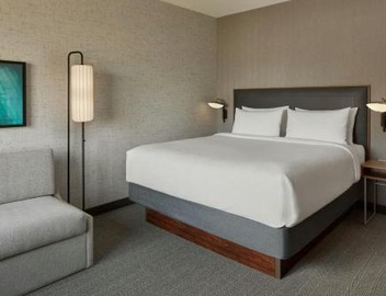 Courtyard by Marriott Mississauga-Airport Corporate Centre West 3