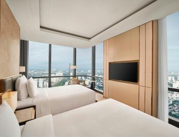 Vinpearl Landmark 81, Autograph Collection 2