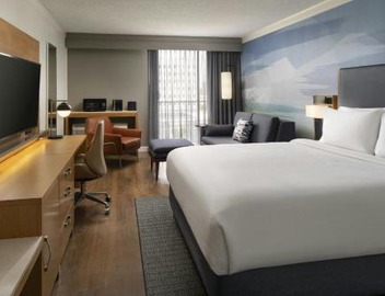 Courtyard by Marriott Long Beach Downtown 3