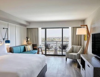 Westdrift Manhattan Beach, Autograph Collection 2