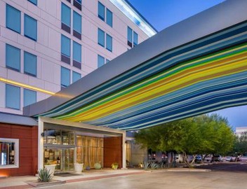 Aloft by Marriott Phoenix-Airport 4