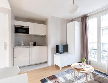 Take It Easy in This Stylish Architect Flat 3