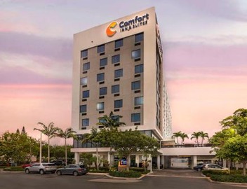 Comfort Inn & Suites Miami International Airport 3
